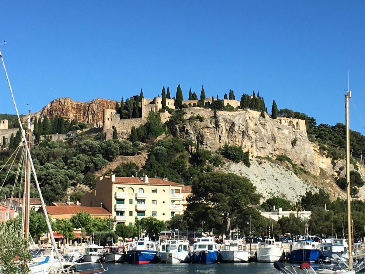 Appartement Cosy A 10 Metres Du Port De Cassis Bagian luar foto