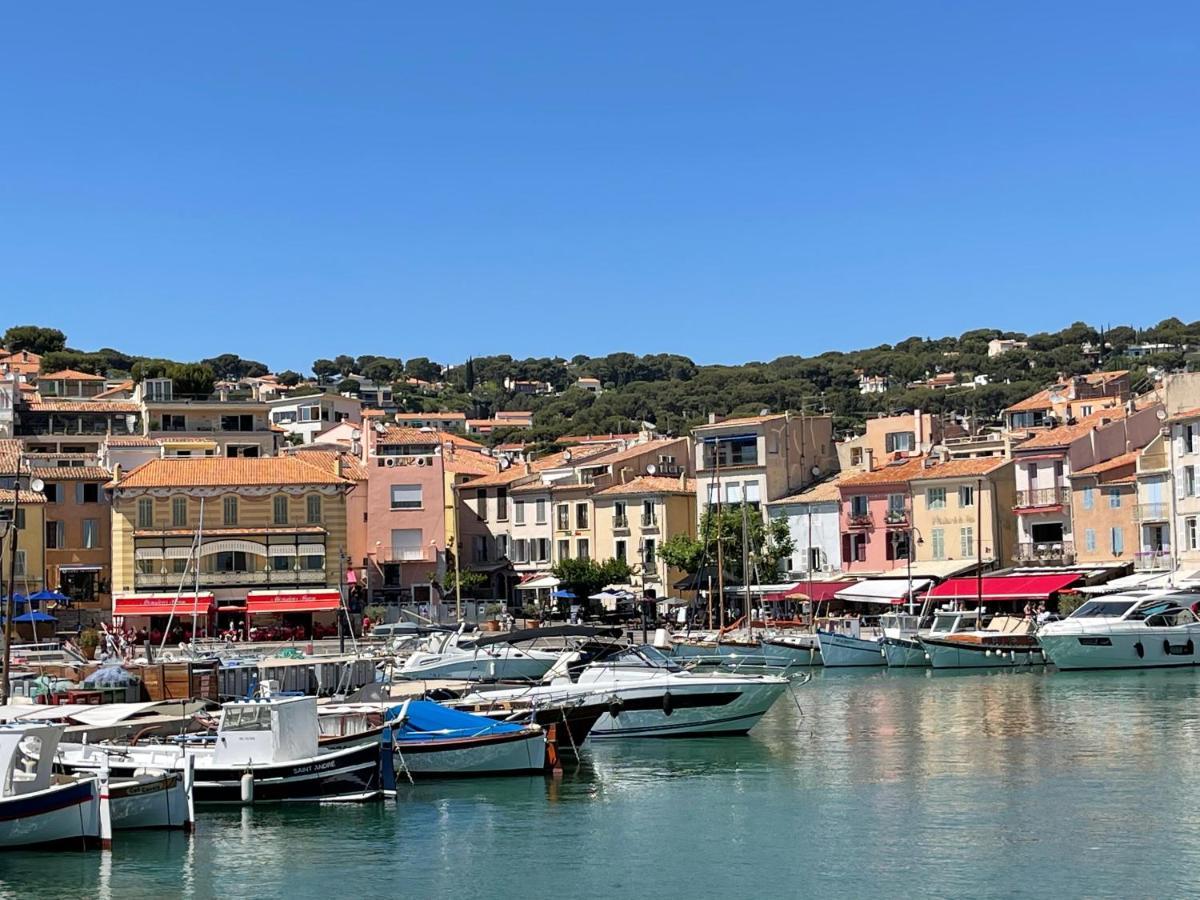 Appartement Cosy A 10 Metres Du Port De Cassis Bagian luar foto